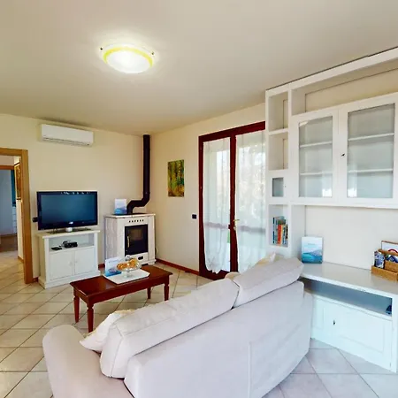 Villa Casa Arcoiris By Bookinggardalake