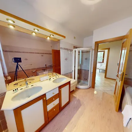 Villa Casa Arcoiris By Bookinggardalake Manerba del Garda